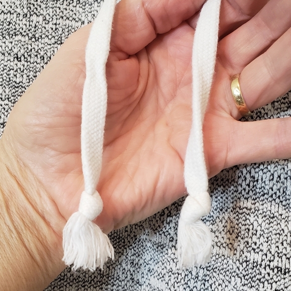 A New Day Hoodie Pullover Textured Lace Up Tie Neck Gray & White Size XL - Picture 4 of 11